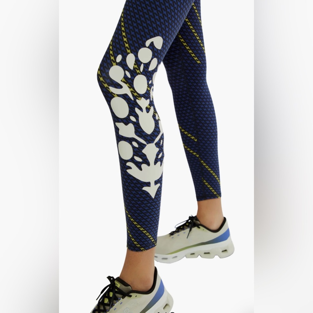 NWT FP Logo Purple/Blk Leggings Size Small - Picture 3 of 9
